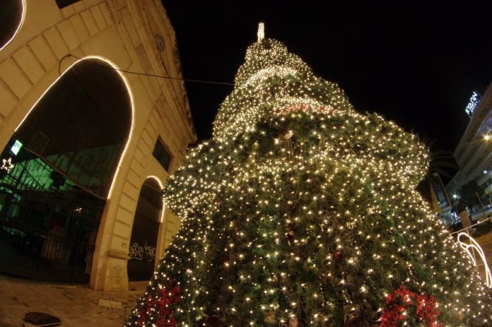 Πότε θα γίνει η φωτοδότηση του Χριστουγεννιάτικου Δέντρου του Δήμου Χανίων;