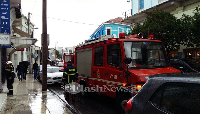 Καπνοί σε κατάστημα στο κέντρο των Χανίων κινητοποίησαν την Πυροσβεστική