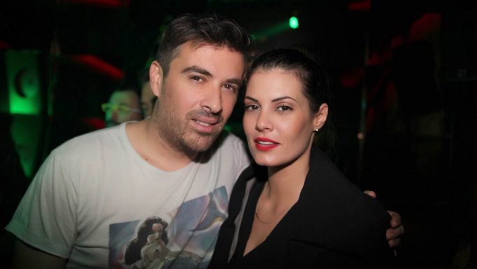 Γιάννης Αϊβάζης – Μαρία Κορινθίου: Ποζάρουν ολόγυμνοι στο εξώφυλλο του Down Town