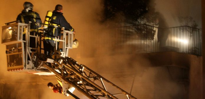 Κρήτη: Πήρε φωτιά δωμάτιο ξενοδοχείου, τη γλύτωσαν οι τουρίστες