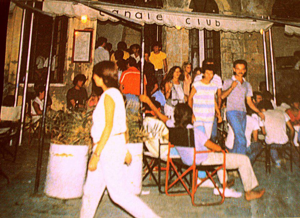 Μια φωτογραφία ενός θρυλικού club στα Χανιά που έγινε Viral!