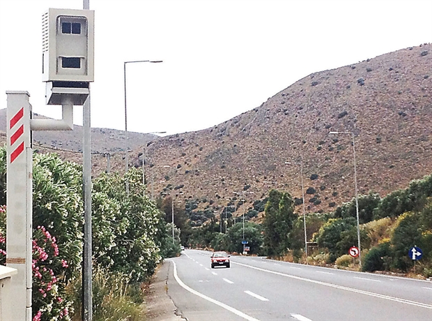 Κρήτη: Βροχή τα πρόστιμα στην Εθνική Οδό Μισό εκατομμύριο ευρώ σε 2,5 μηνες πλήρωσαν οι οδηγοί