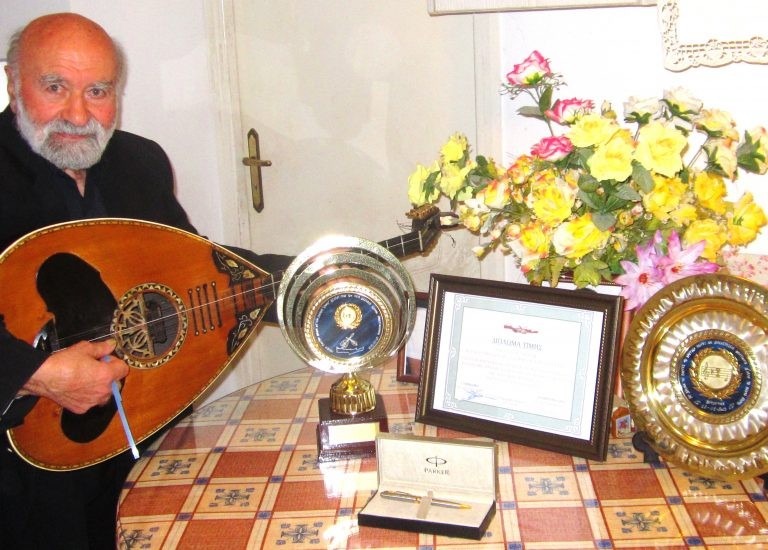 Θλίψη στην Κρήτη για τον μεγάλο λαουτιέρη που έφυγε από την ζωή