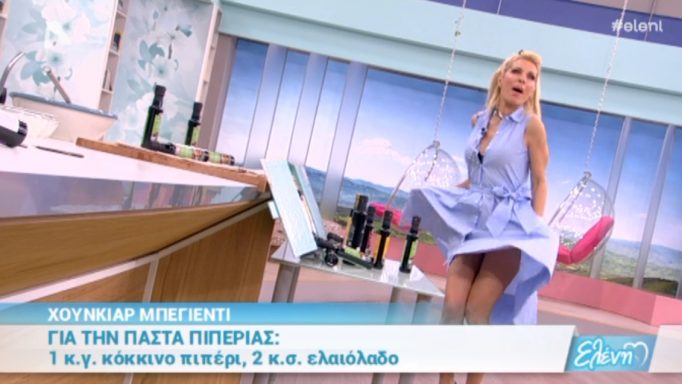 Ελένη Μενεγάκη: Σηκώθηκε το φόρεμα της και… έγινε το «κακό»!