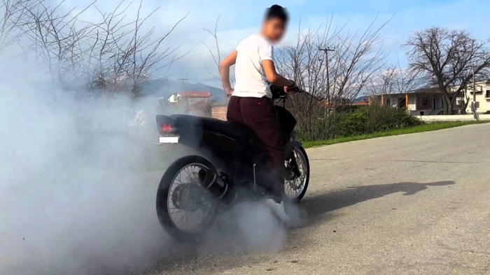 Κόντρες θανάτου σε δρόμους των Χανίων