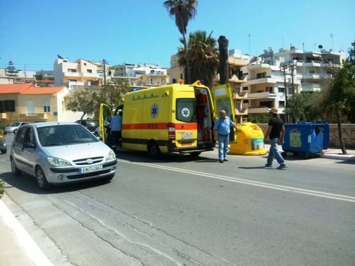 Χανιά: Τροχαίο ατύχημα αυτοκινήτου με μοτοσυκλέτα Στο νοσοκομείο ο οδηγός της μηχανής (Photos)