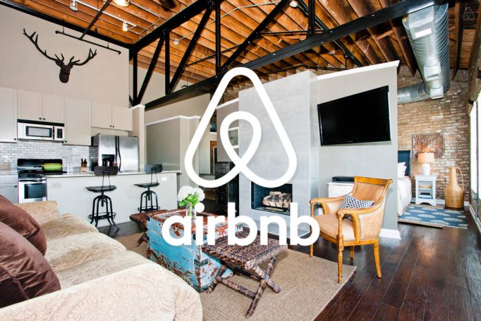 Airbnb θέλατε; Δείτε πώς θα φορολογούνται τα εισοδήματα από ενοικιάσεις σπιτιών