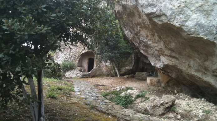 Κρήτη: Η συναρπαστική ιστορία της πύλης για τον Άδη και τον Κάτω Κόσμο (Photos)