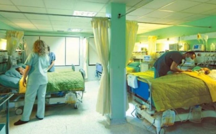 Χανιά: Δίνει μάχη στο ΠΑΓΝΗ 4χρονο κοριτσάκι που παρασύρθηκε από αυτοκίνητο στο Μαράθι