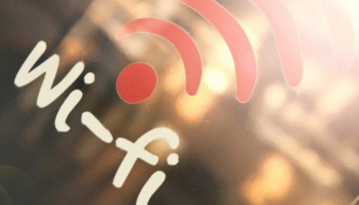 Μια φάρσα για δωρεάν WiFi δέσμευσε νομικά 22.000 άτομα στη Βρετανία