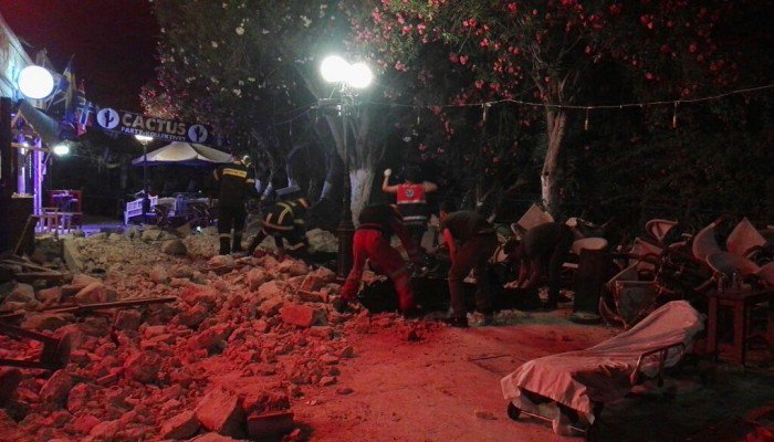 Φονικός σεισμός στην Κω - 2 νεκροί - Στην Κρήτη μεταφέρονται τραυματίες