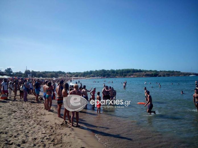 Πανικός στη Χρυσή Ακτή, κινδύνευσε αγόρι το οποίο έσωσε ο ναυαγοσώστης! (φωτο)