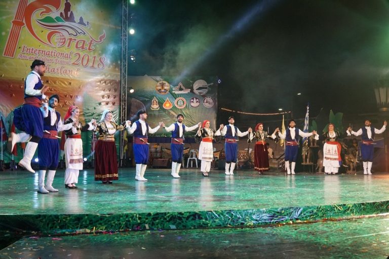Χανιώτες χόρεψαν Πεντοζάλι στην Ταϊλάνδη