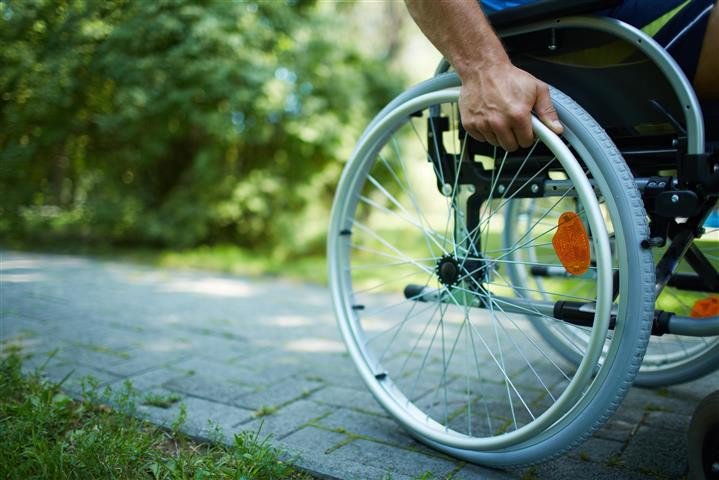 Απίστευτη καταγγελία για ξενοδοχείο στην Κρήτη και πελάτη του ΑμεΑ