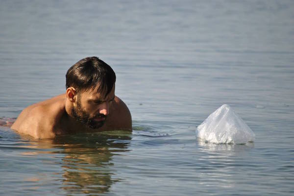  Ο Χανιώτης παρολυμπιονίκης Αντώνης Τσαπατάκης στην εκστρατεία για καθαρές θάλασσες (Video)