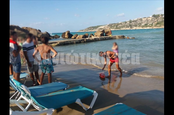 Ναυαγοσώστης έσωσε γυναίκα στην Αλμυρίδα (φωτ.)