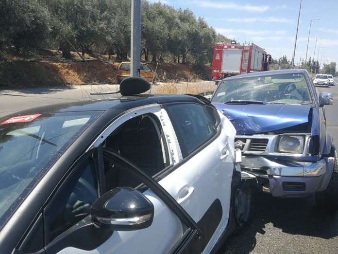 Χανιά : Στο νοσοκομείο ένα κοριτσάκι μετά από τροχαίο στην Εθνική οδό (Photos)