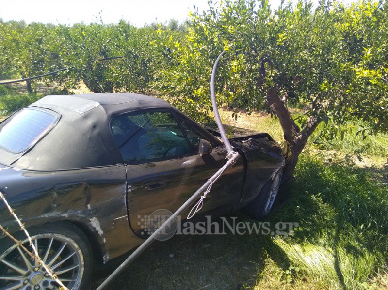 Τρελή πορεία κάμπριο στα Χανιά -Κατέληξε στο περιβόλι της Μονής Χρυσοπηγής