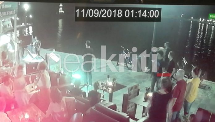 Συγκλονιστικό! Δείτε καρέ καρέ το μαχαίρωμα στο παλιό λιμάνι