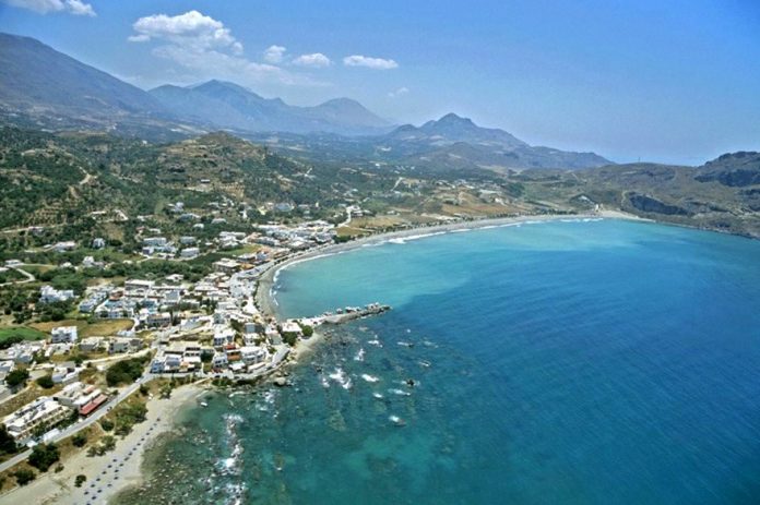 Έτρεχαν: όλοι να την σώσουν κι εκείνη ήθελε να συνεχίσει το μπάνιο της!