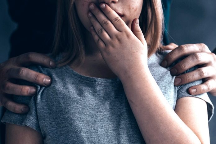 Αναβιώνει η υπόθεση ασέλγειας σε ανήλικα στα Χανιά Μετά την καταδίκη για την 4χρονη, δικάζεται και για την 9χρονη αδελφή της