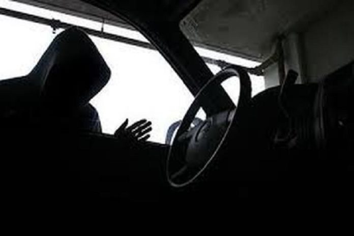 Κρήτη: Βρήκαν τα φορτηγά τους… χωρίς μπαταρίες! Τρεις νεαροί πίσω από τις κλοπές