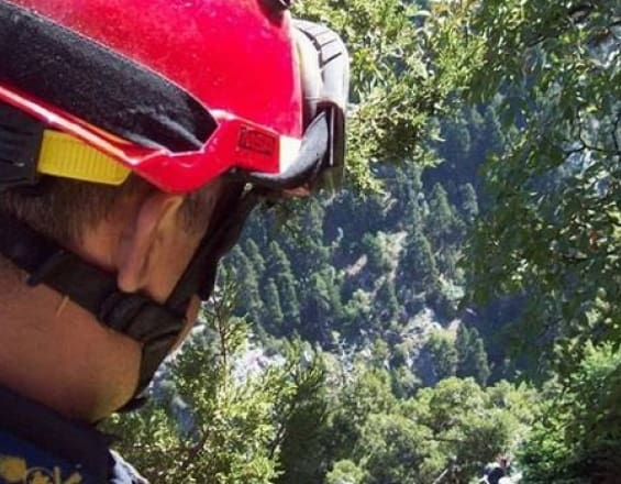 25χρονος κτηνοτρόφος έπεσε στη χαράδρα και σκοτώθηκε