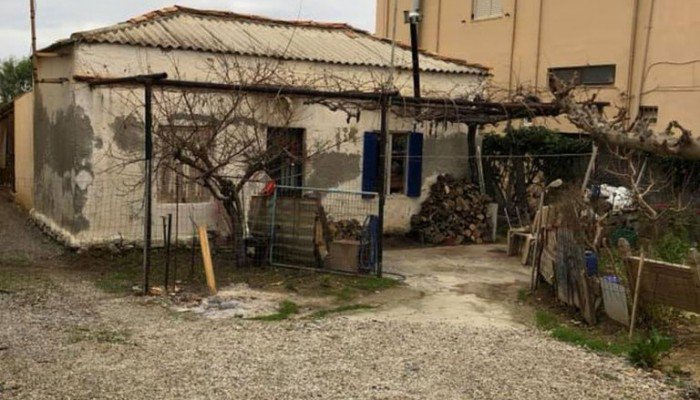 Γιαγιά στα Χανιά μεγαλώνει μόνη της πέντε εγγόνια και χρειάζεται βοήθεια