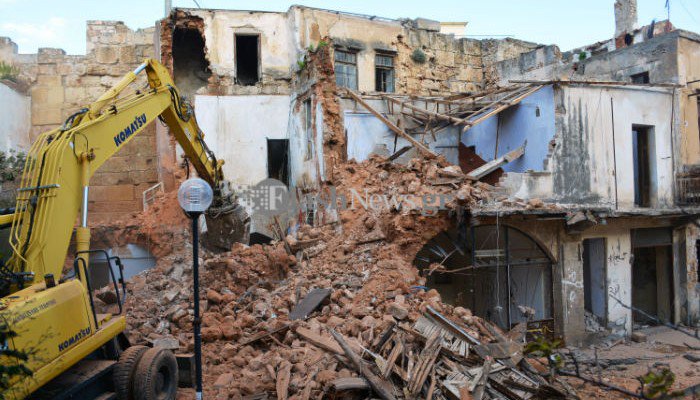 Παρελθόν πλέον τα κτίρια στη Σήφακα στα Χανιά (φωτο - βίντεο)