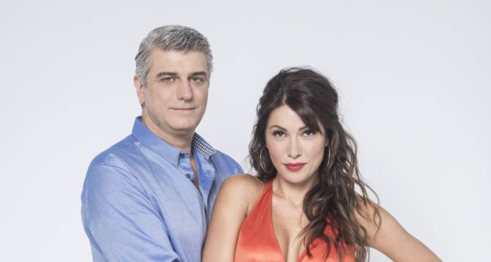 «Mην αρχίζεις τη μουρμούρα»: Ποιος διάσημος «Survivor» εισβάλλει ως πρώην σύζυγος της Κλέλιας Ρένεση