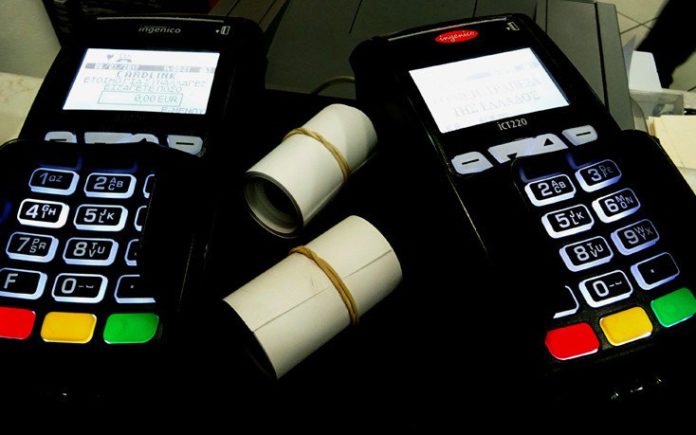 Πώς δηλώνεται ο επαγγελματικός λογαριασμός – «Καμπάνα» 1.000 ευρώ σε όσους δεν δηλώσουν μέχρι αύριο