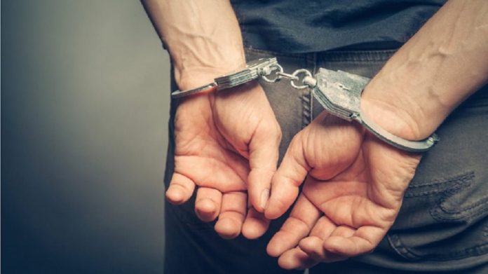 Χανιά: Νεαροί μπουκαδόροι στην φάκα της Αστυνομίας
