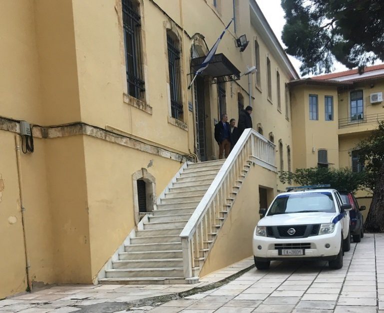 Στον ανακριτή την Πέμπτη ο 57χρονος ιδιοκτήτης φροντιστήριου - Οι μέχρι τώρα κατηγορίες, τι ελέγχουν οι αρχές - Τι ζητά η Ένωση Φροντιστών Μέσης Εκπαίδευσης Χανίων