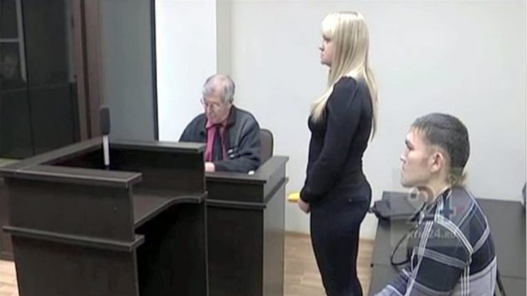 Έκανε πρόταση γάμου στη φίλη του που τον μαχαίρωσε 13 φορές!