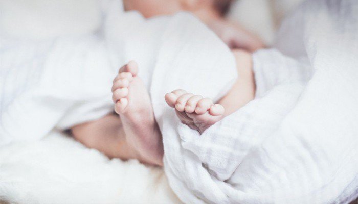 Έδινε στο άρρωστο βρέφος της βότκα για να μπορεί να διασκεδάζει ήσυχη