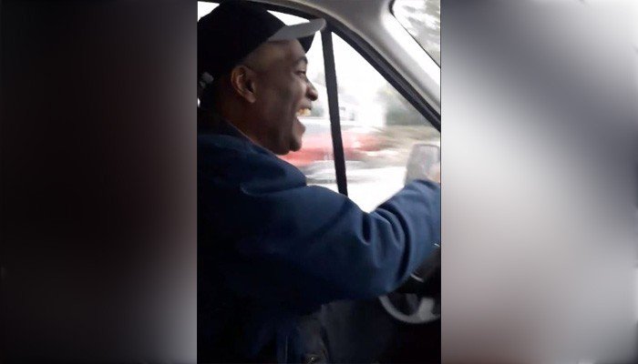 Παντού υπάρχει ένα... χωριανάκι από τα Σφακιά (βίντεο)