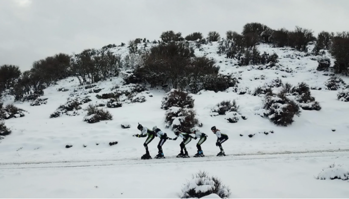 Πατίνια στον χιονισμένο Ψηλορείτη (video)