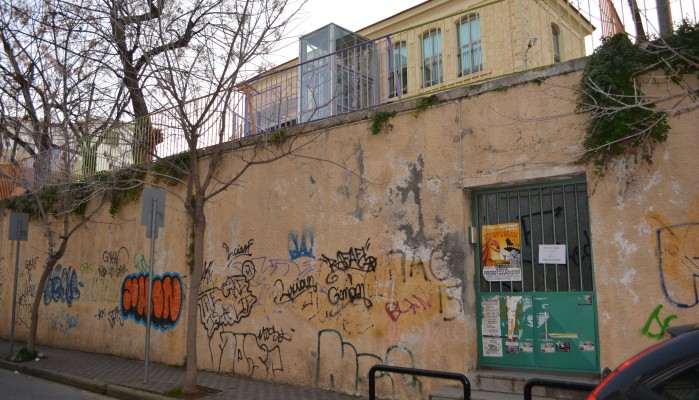 Χανιά: 10χρονος ανέβηκε σε κάγκελα να πάρει την μπάλα και εγκλωβίστηκε