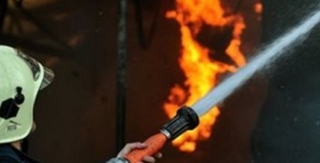 Χανιά: Πυρκαγιά τη νύχτα σε σπίτι