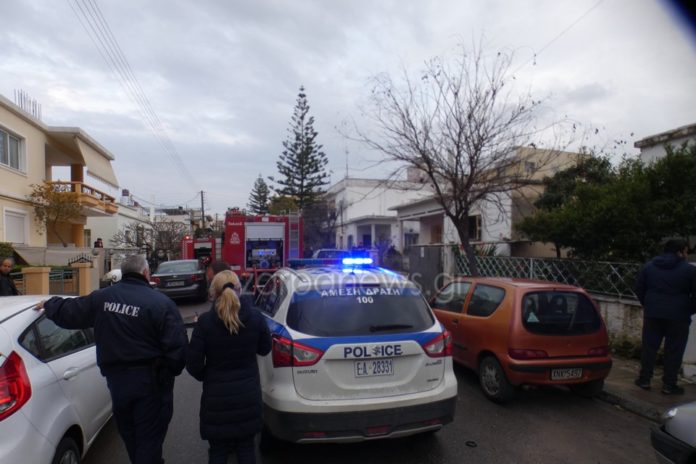 Πυρκαγιά σε σπίτι στο κέντρο των Χανίων: Περαστικός κάλεσε την Πυροσβεστική (Photos)