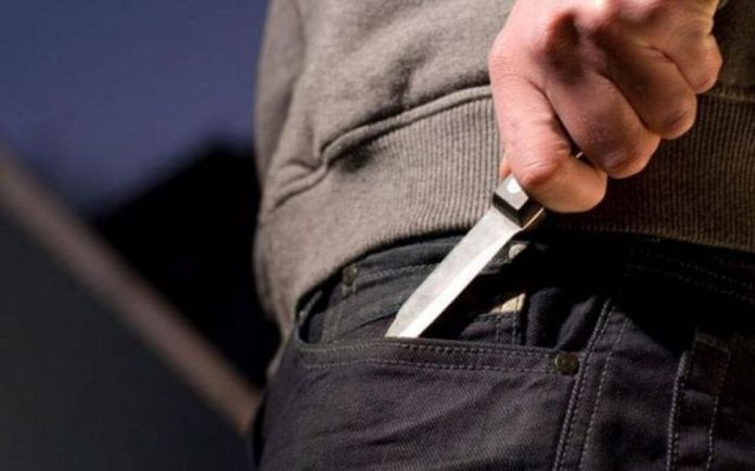Φοιτητής στην Κρήτη έβγαλε… μαχαίρι σε γείτονα επειδή έκανε φασαρία!