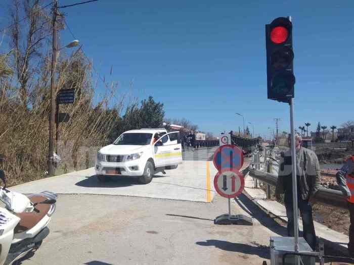 Δόθηκε στη κυκλοφορία η γέφυρα στον Πλατανιά
