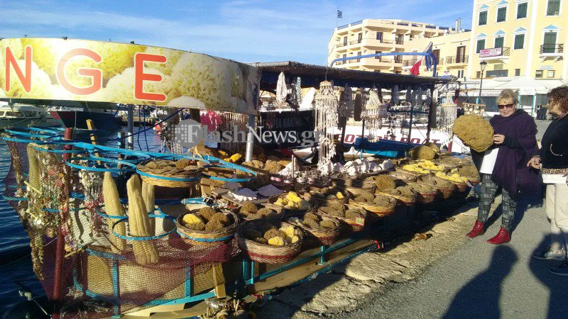 Βομβαρδισμένο τοπίο στο ενετικό λιμάνι στα Χανιά (φωτο)
