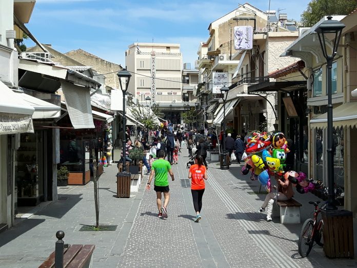 Αυτό είναι το καλοκαιρινό ωράριο των εμπορικών καταστημάτων στα Χανιά