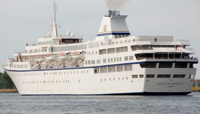 Κρουαζιερόπλοιο έμεινε στην Σούδα λόγω βλάβης