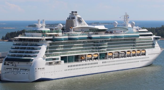 Στη Σούδα το πολυτελές «Jewel of the Seas»