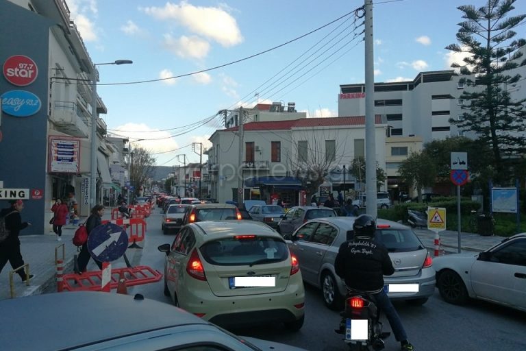 Έχει παραλύσει λόγω έργων το κέντρο των Χανίων (φωτο)