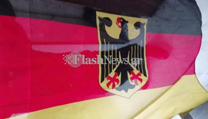 Βαριά καμπάνα για τους δύο Γερμανούς στρατιωτικούς που κατέβασαν την Ελληνική σημαία