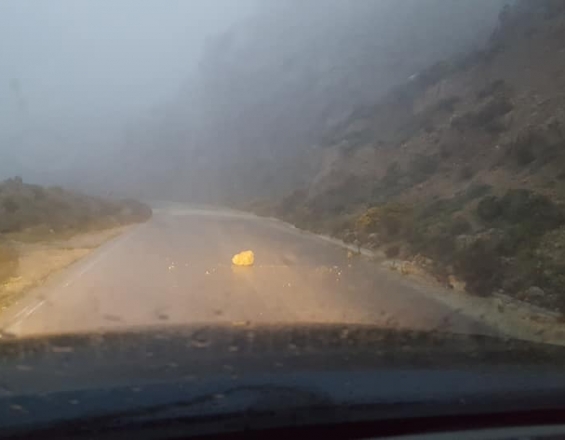 Κρήτη: Βροχή, ομίχλη και κατολισθήσεις - Αυτοκίνητα παρασύρθηκαν από τα νερά (φωτο)