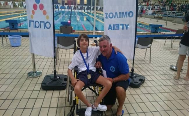 Χανιώτης αστυνομικός δίνει δύναμη σε ΑΜΕΑ στον ελεύθερό του χρόνο